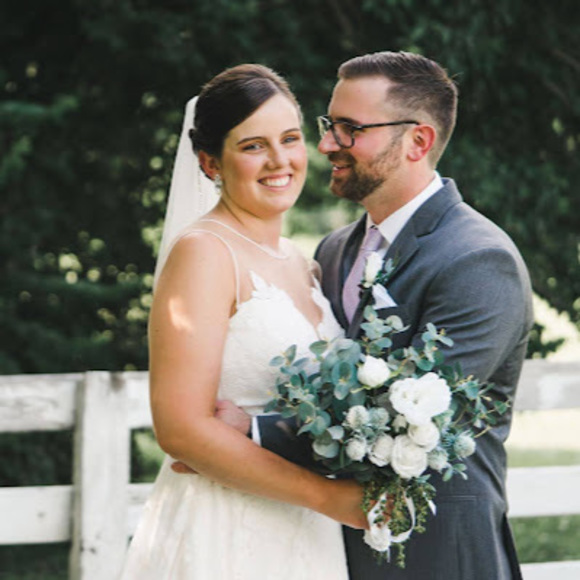 Meet your Posher, Sarah - Picture 1 of 1